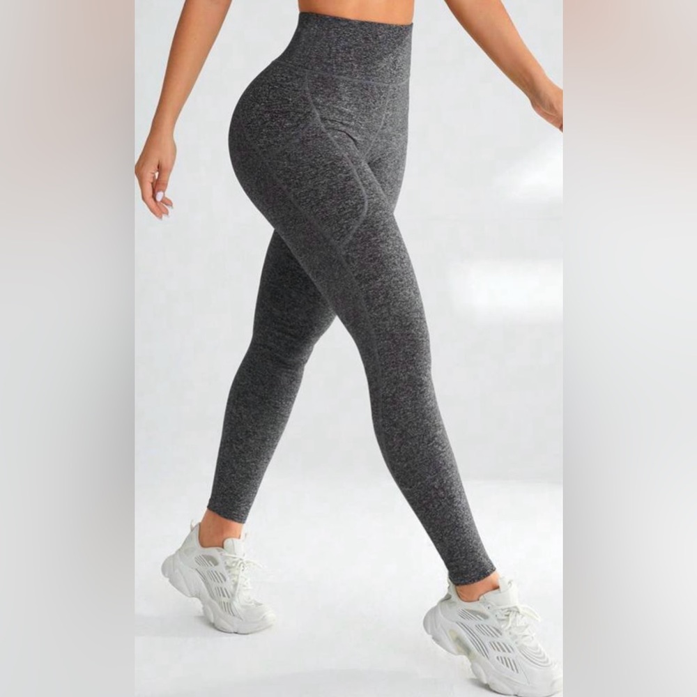 SHEIN Grey Thickened Fleece Yoga Leggings w/ Side Pockets - Small